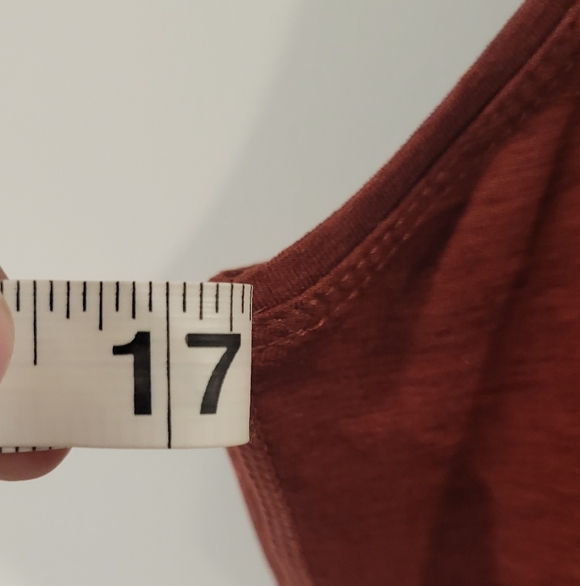 Vuori Tank Top Size Small - Picture 5 of 5